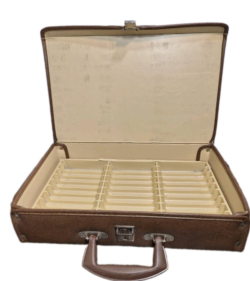 Vintage Retro Audio Cassette Carry Case Lebo Brown Vinyl Holds 30 Cassettes